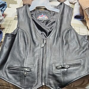 Women's Black Leather Vest with Zippered Pockets